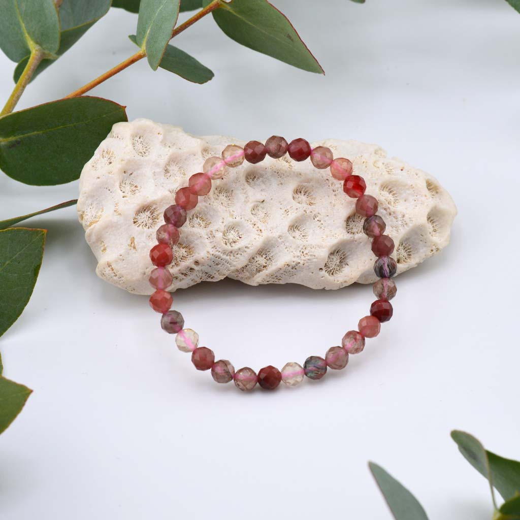 Facettierter Lazasin Armband (Besonderheit)