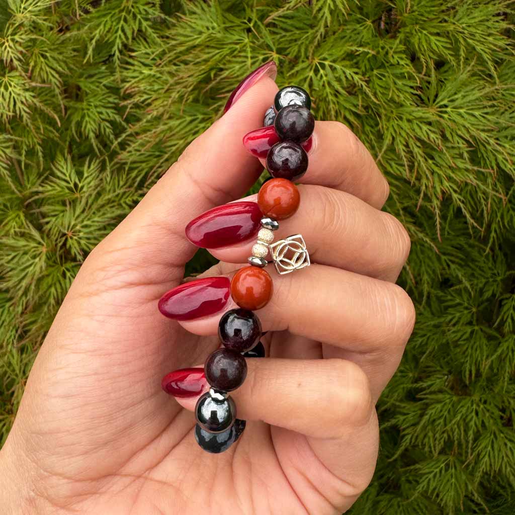 Muladhara- Das Wurzelchakra Armband red-black