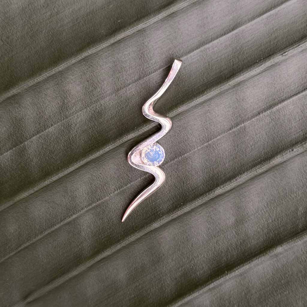 Energy Mondstein Anhänger Sri Lanka