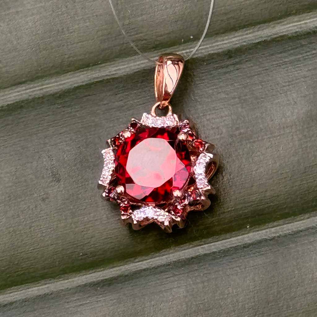 Granat Anhänger Roségold
