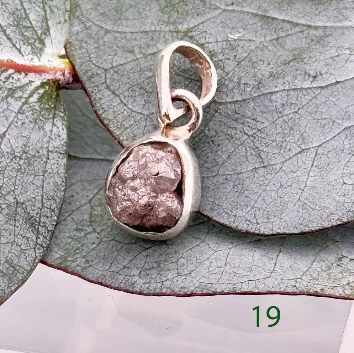 Echter Rohdiamant in Silber