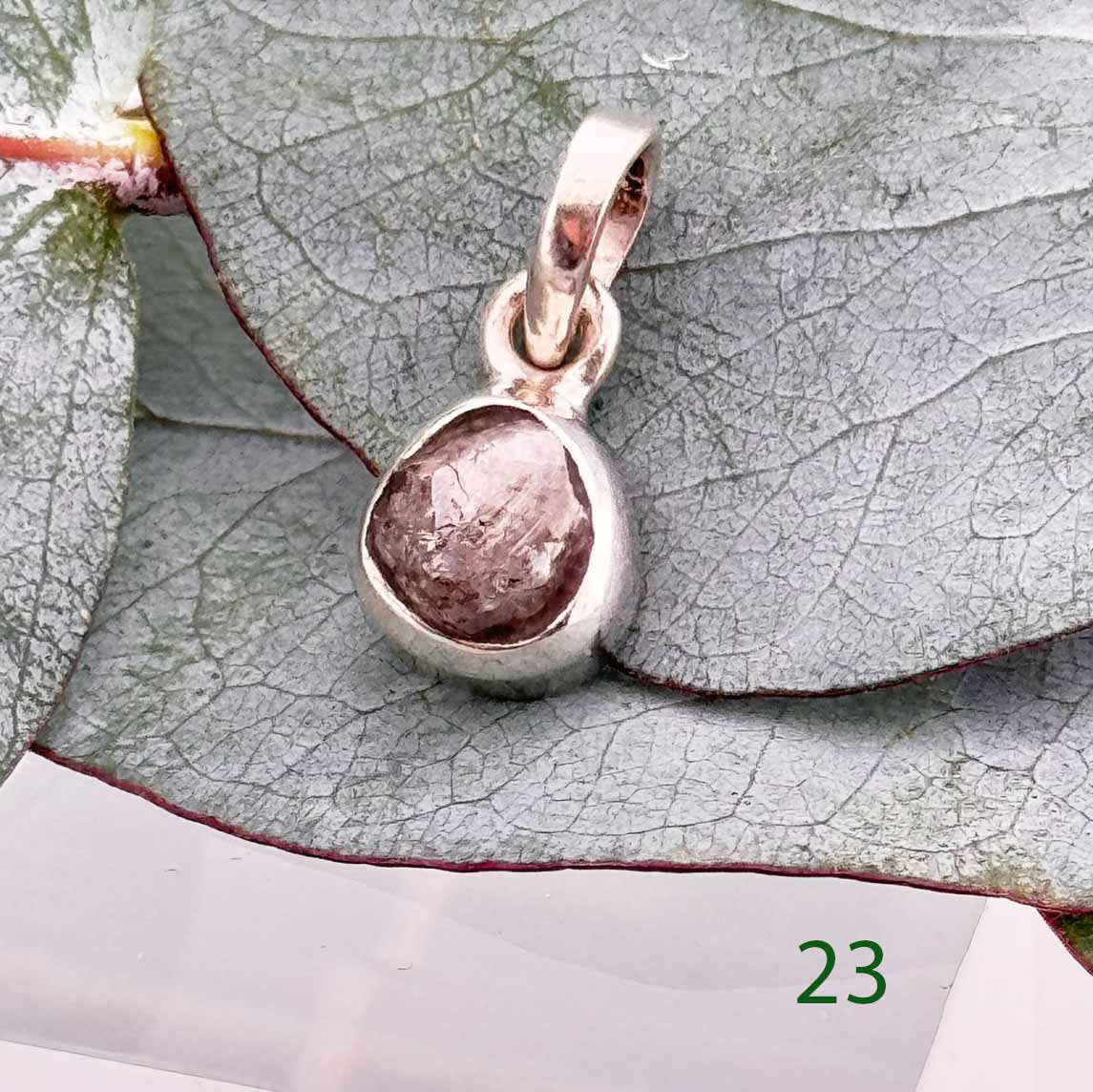 Echter Rohdiamant in Silber