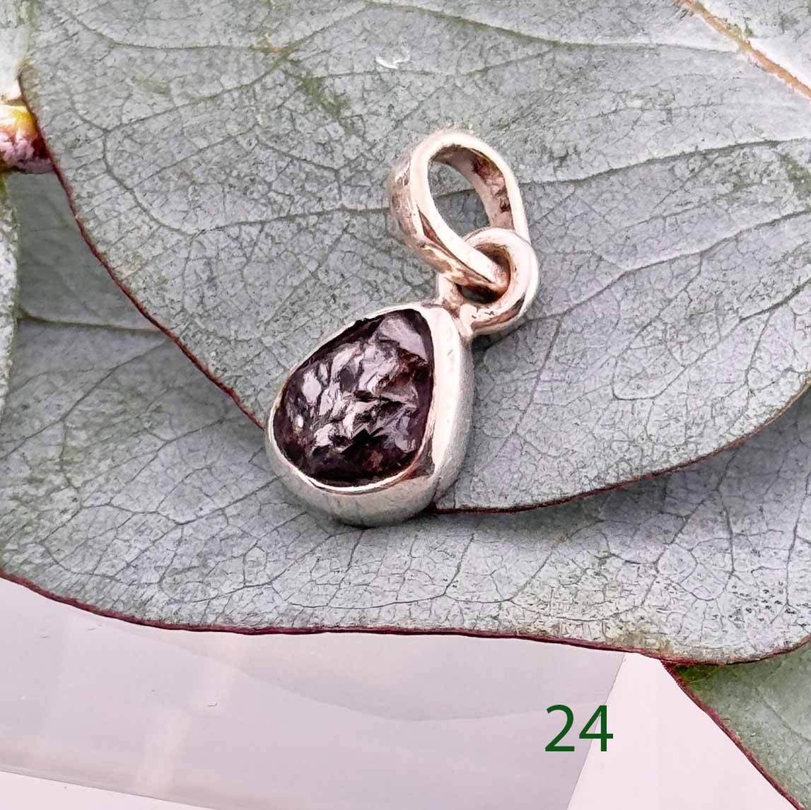 Echter Rohdiamant in Silber