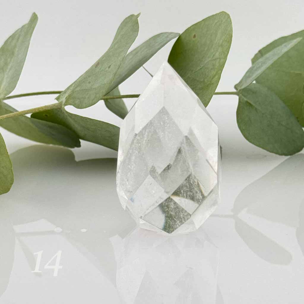 Bergkristall Ei Energie Raumreinigung