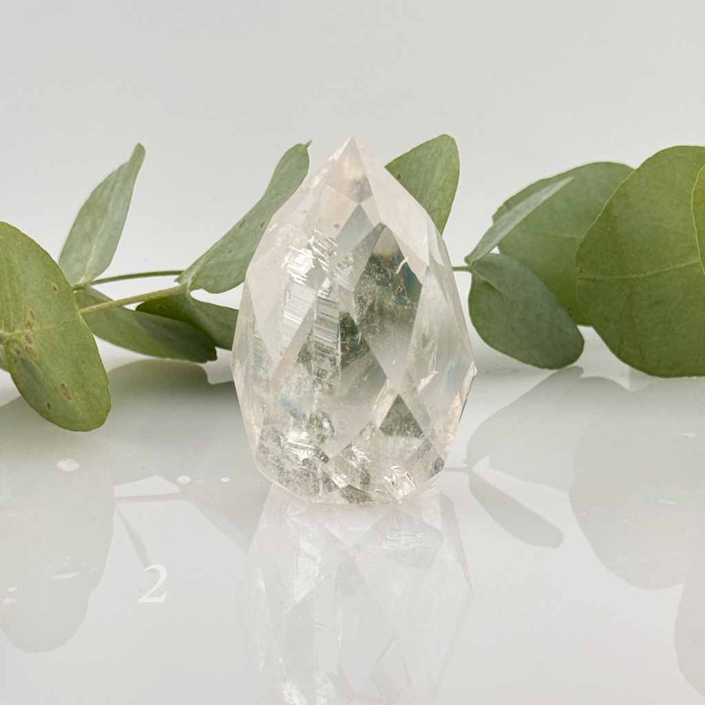 Bergkristall Ei Energie Raumreinigung