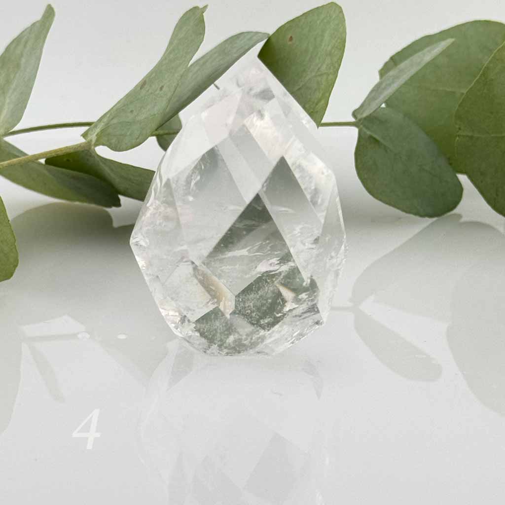 Bergkristall Ei Energie Raumreinigung