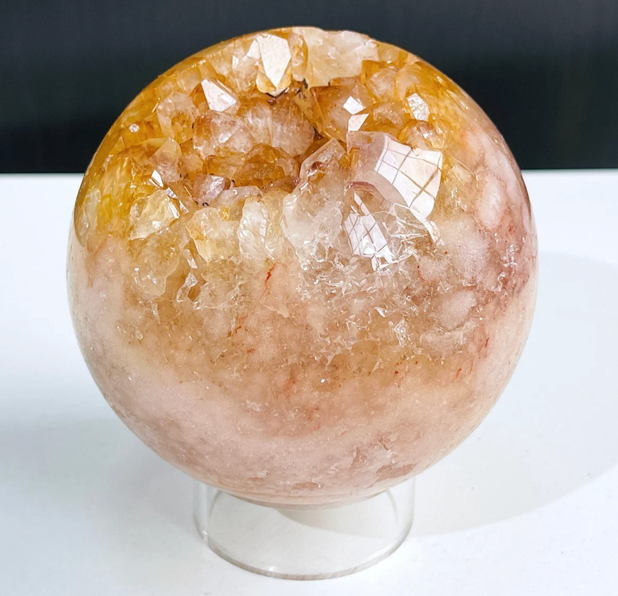 Pinker Amethyst Sphere