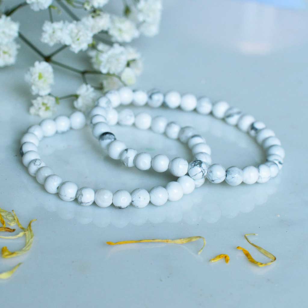 Dream Well Howlith Armband