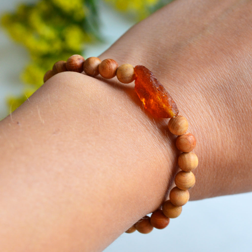 Bernstein-Sandelholz Armband