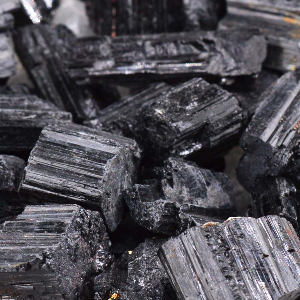 Schwarzer Turmalin Natur