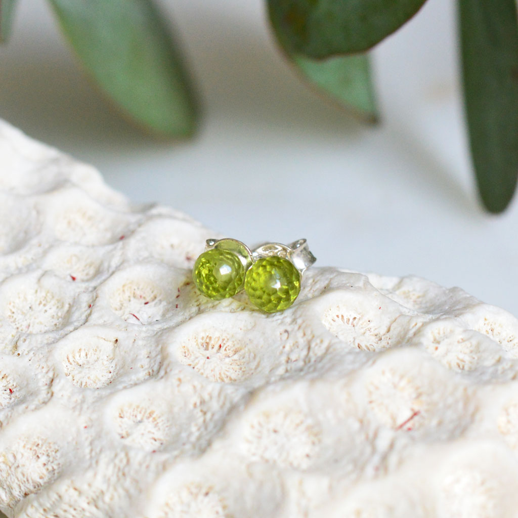 Peridot Ohrstecker