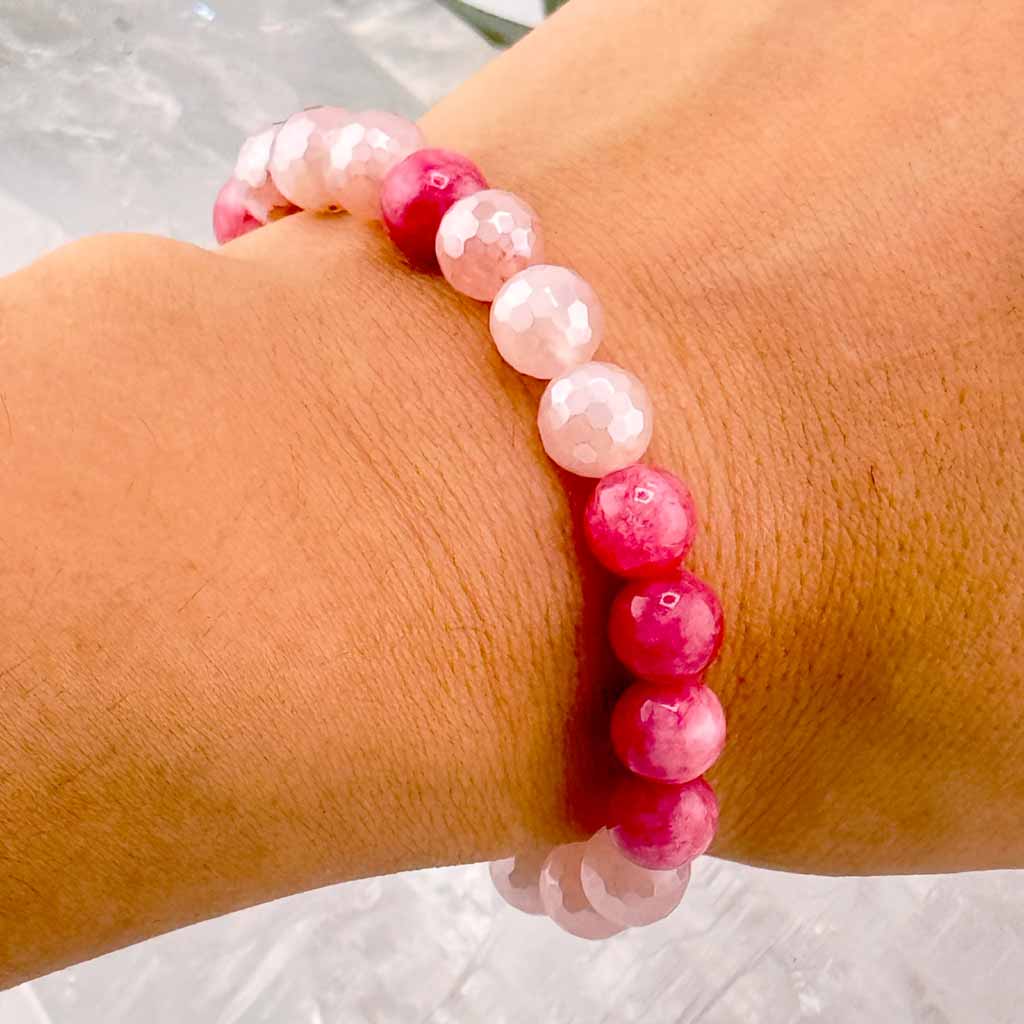 Girls Love Armband