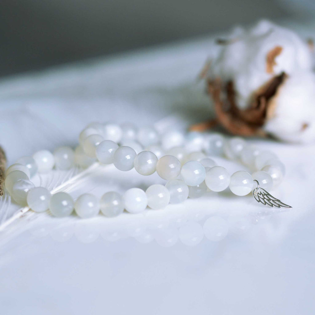 Mondstein Armband cremeweiß