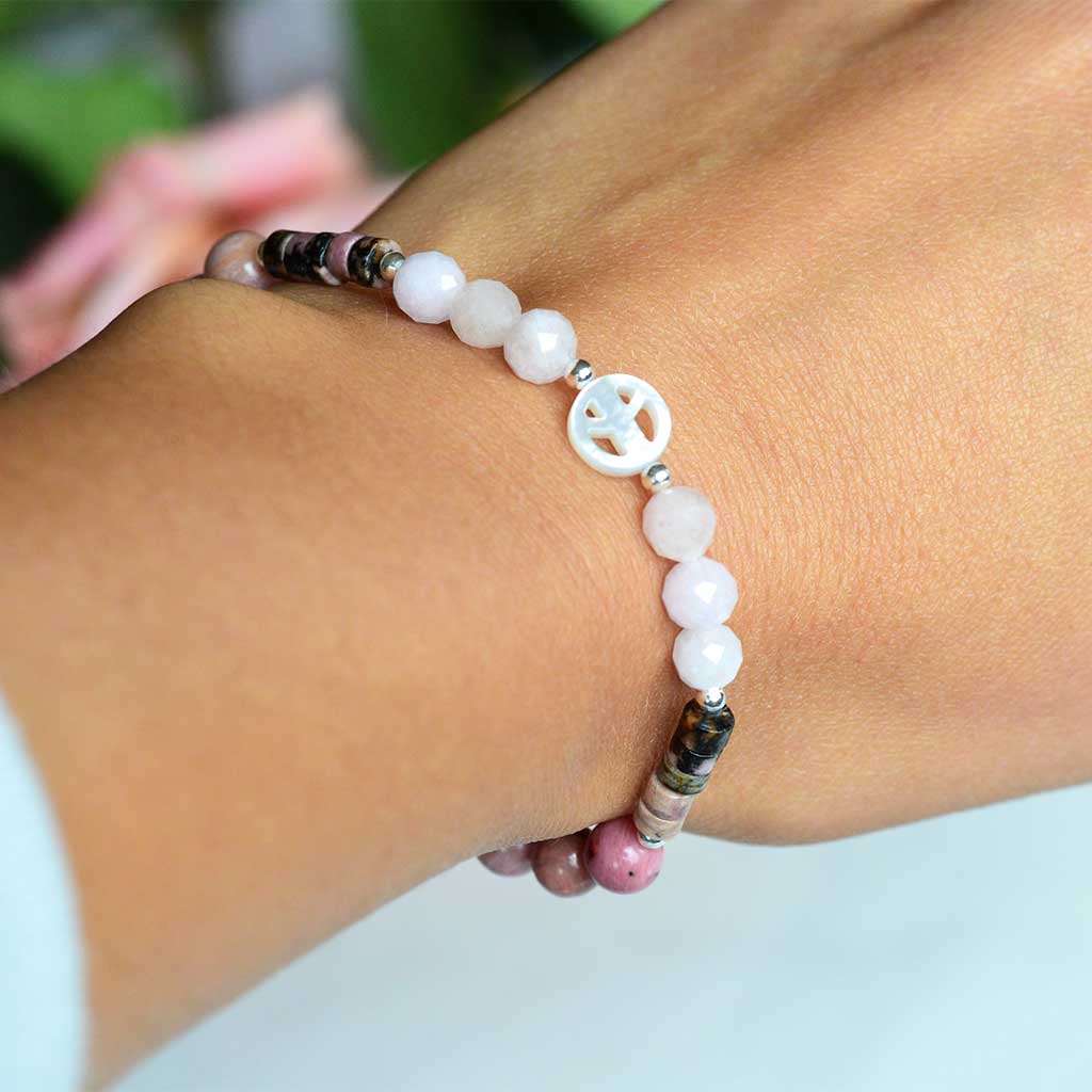 Love and Peace Armband