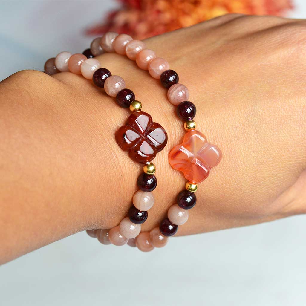 Feminity of Lilith Armband