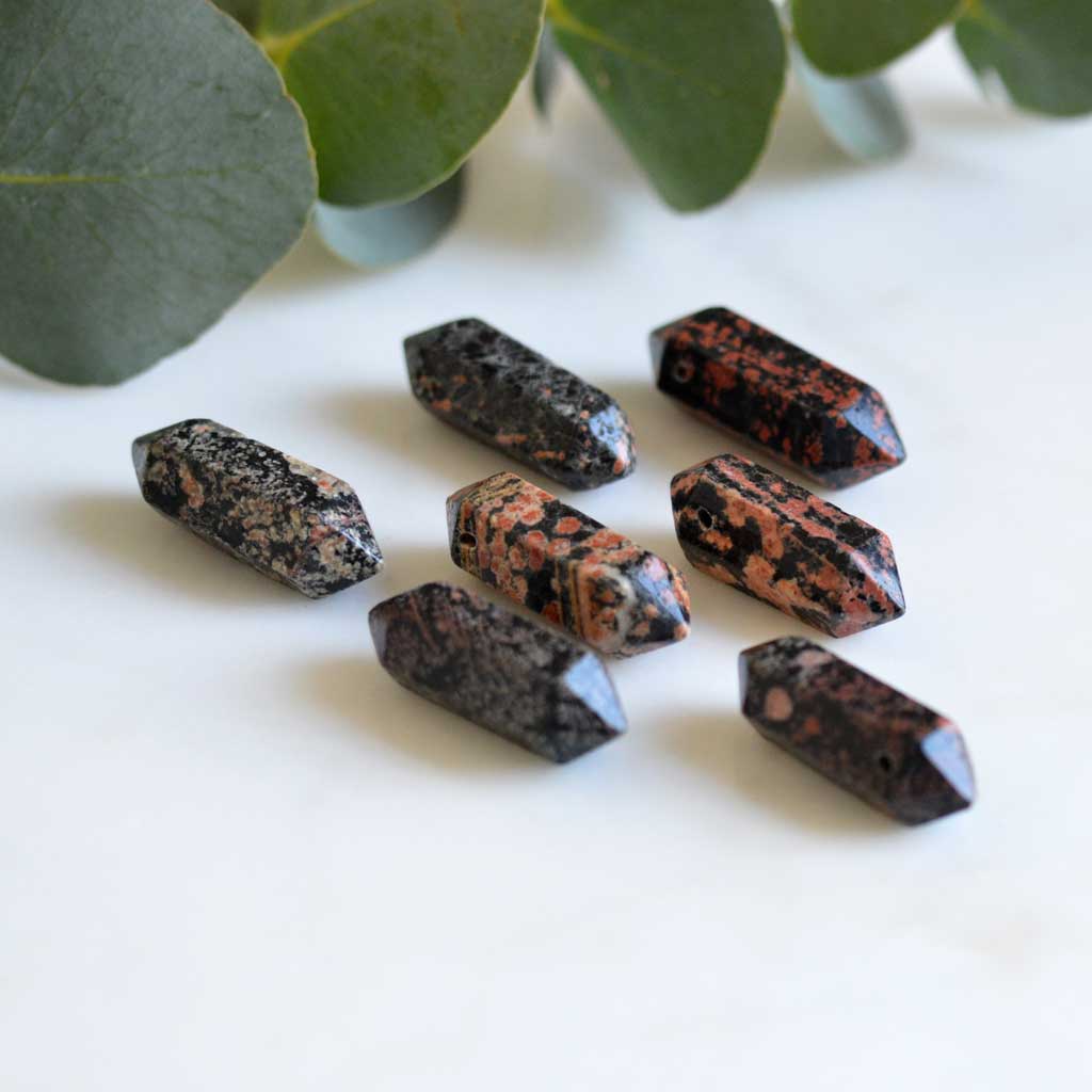 Roter Schneeflocken Obsidian Anhänger